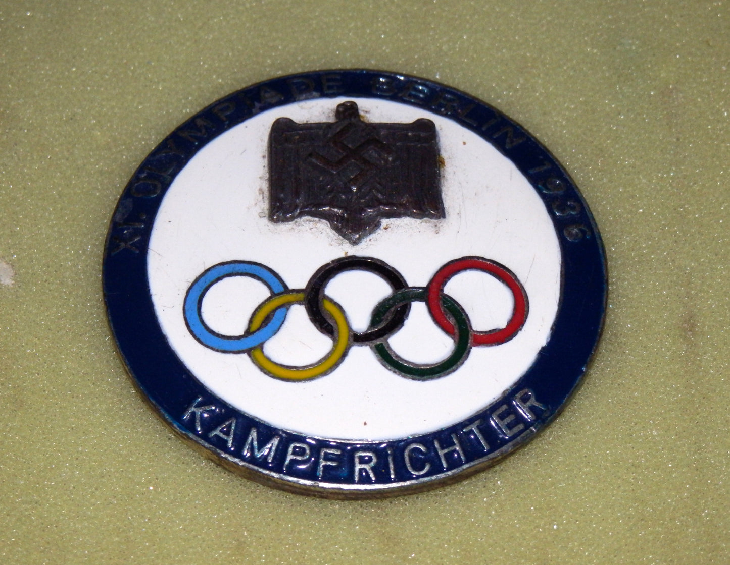 Emaille Broche speld Olympiade Berlijn 1936 - Kampfrichter