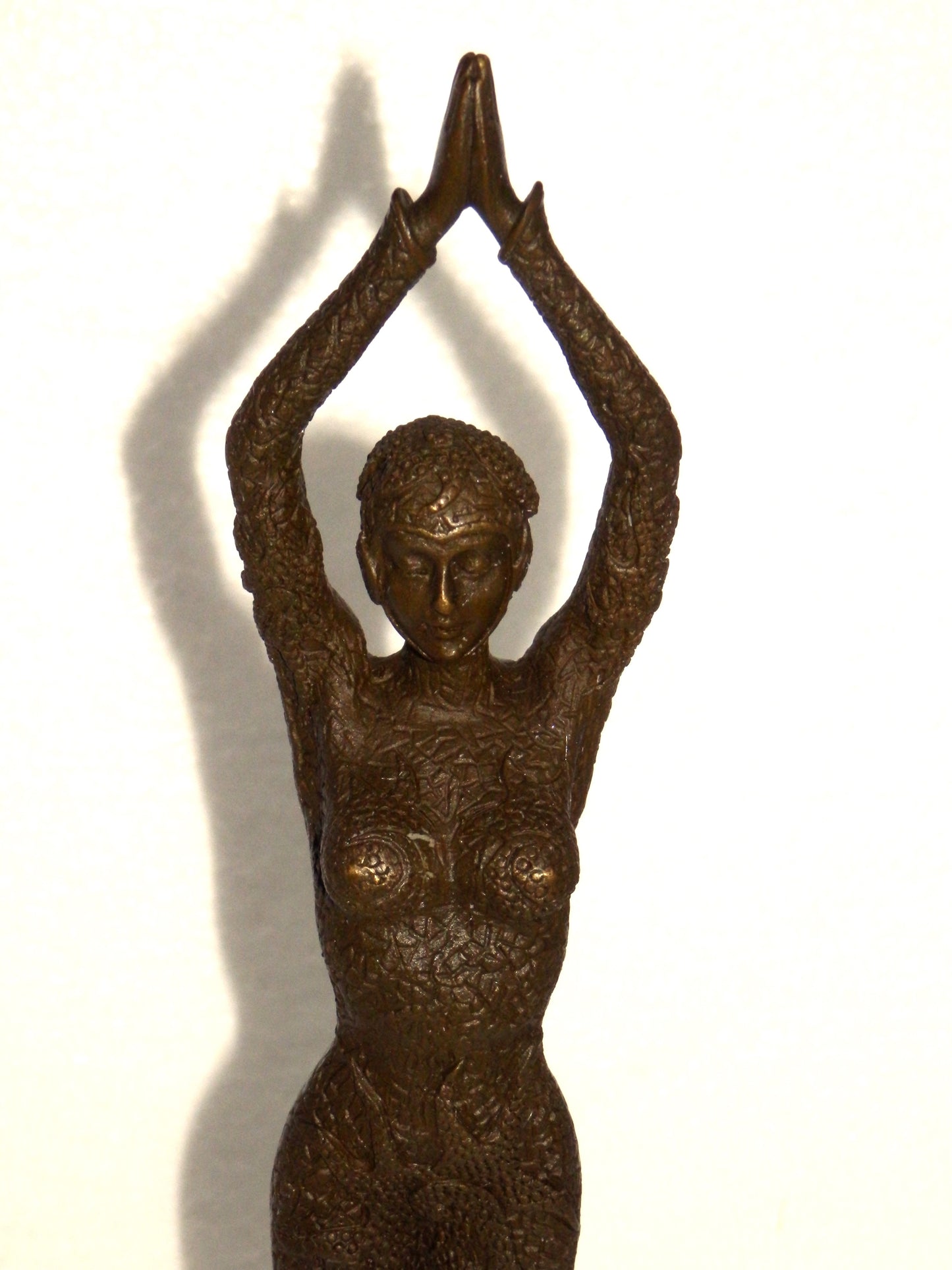 Fraai Sculptuur van Naakte vrouw in Art Deco Stijl - Starfish, op marmeren voet