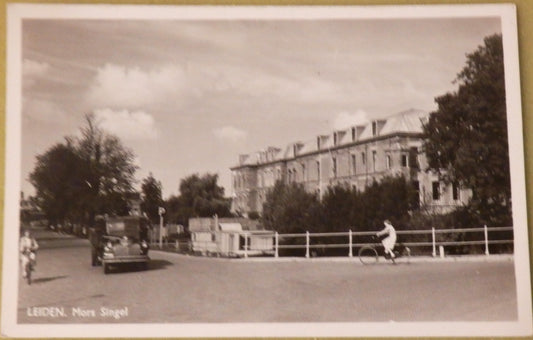 Ansichtkaart Leiden - Mors singel (1951)